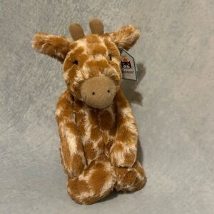 Jellycat Brown and Cream Giraffe Plush
MEDIUM BASHFUL GIRAFFE 🦒